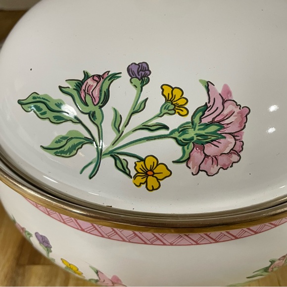 Tabletops Unlimited Vintage Enamel Pot Gold Trim Knob Handles Flower Design Dar - Picture 3 of 9